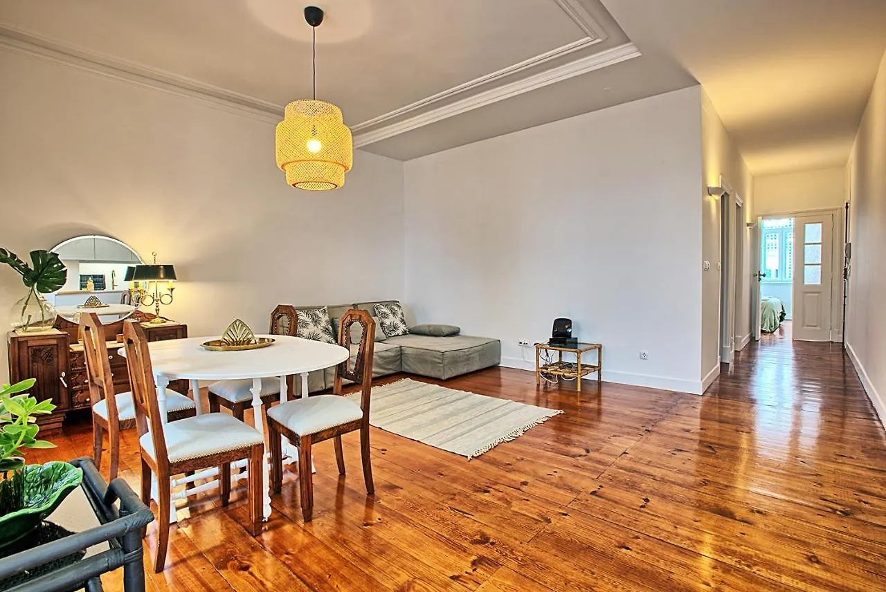 Lisboa Bernardim Ribeiro Apartment 0*,  البرتغال
